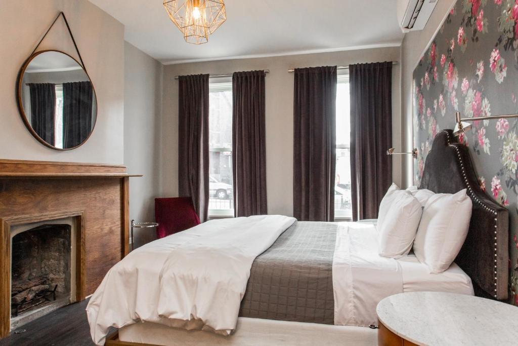 Photo from Wicker Park Inn in Wicker Park, Chicago, Illinois, United States