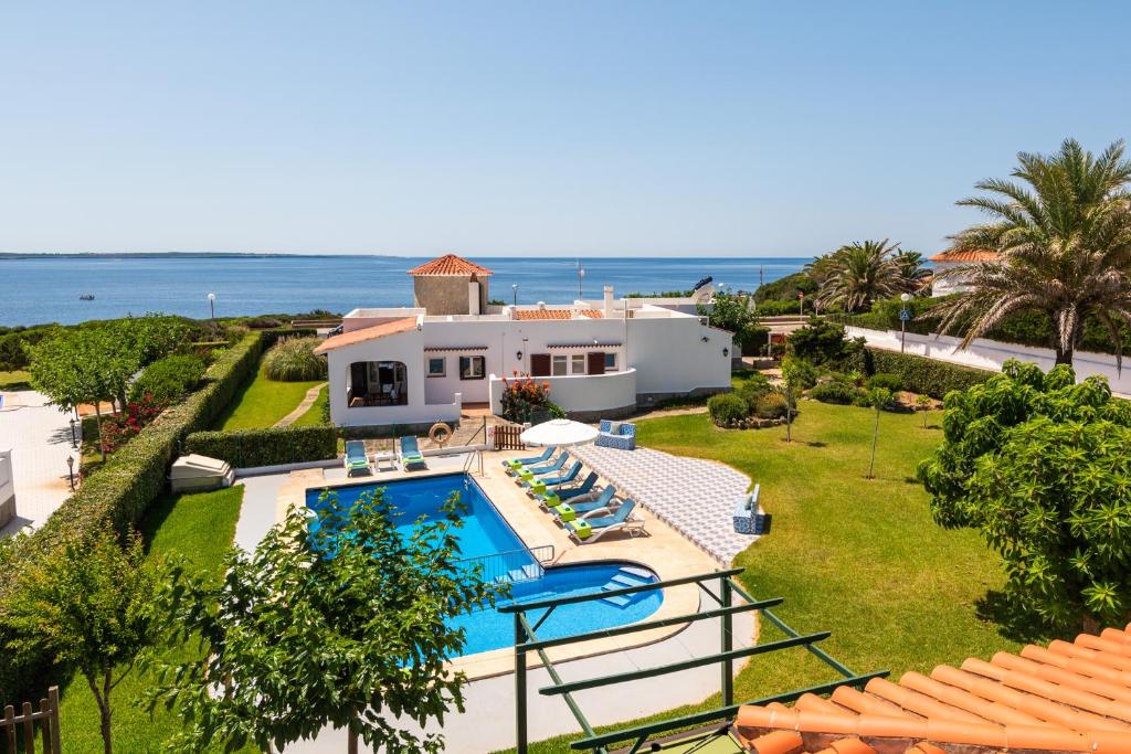 VILLA MERCEDES (España Cala en Forcat) - Booking.com