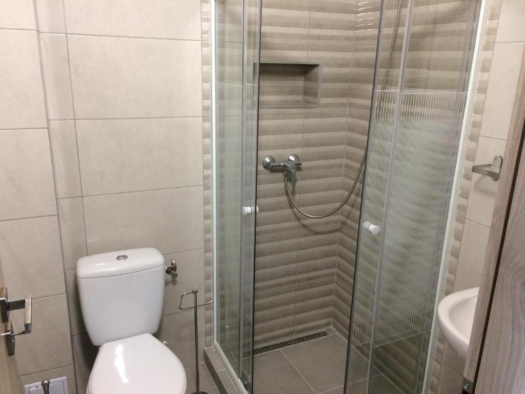 Koupelna v ubytování Harmónia Panzió
