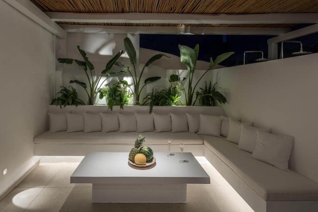 NESEA Boutique Apartments - 11