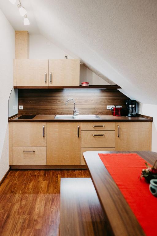 Kuchyň nebo kuchyňský kout v ubytování Gasthof Wunder