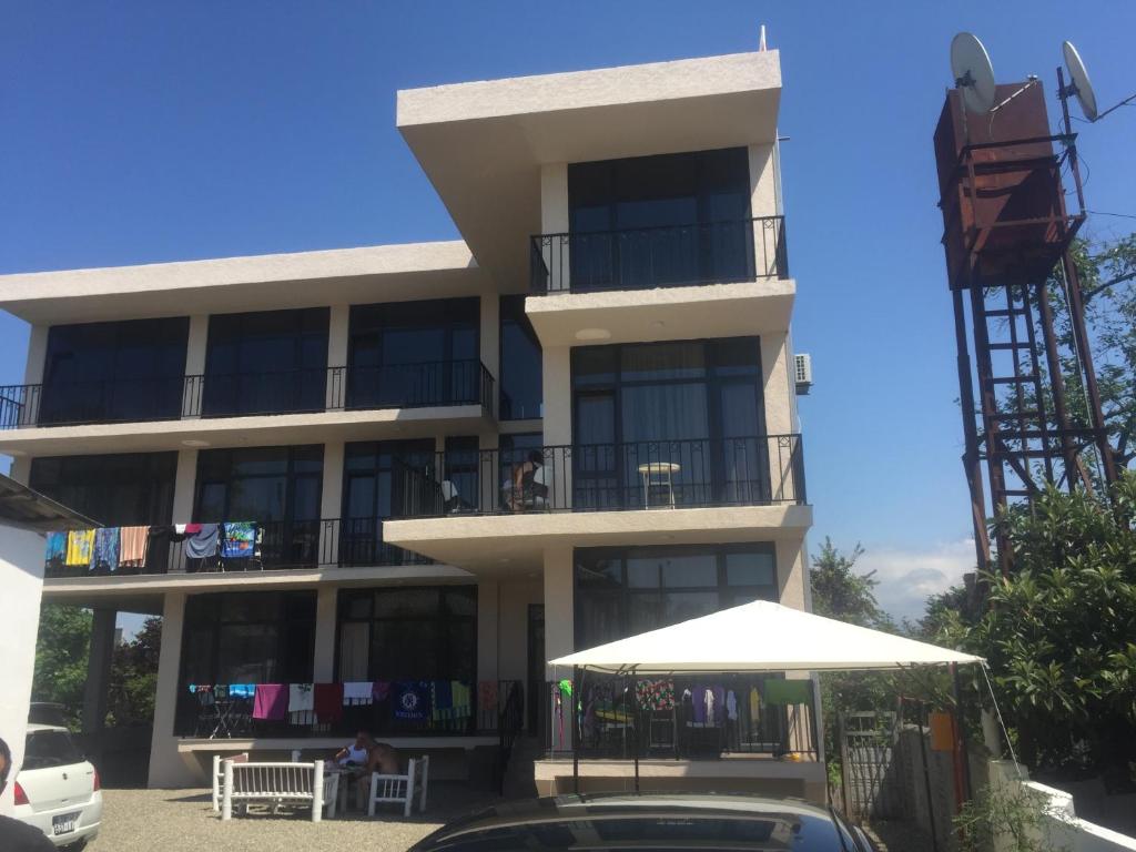 Budova, kde se hotel nachází