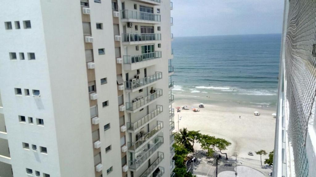  APARTAMENTO PÉ NA AREIA.