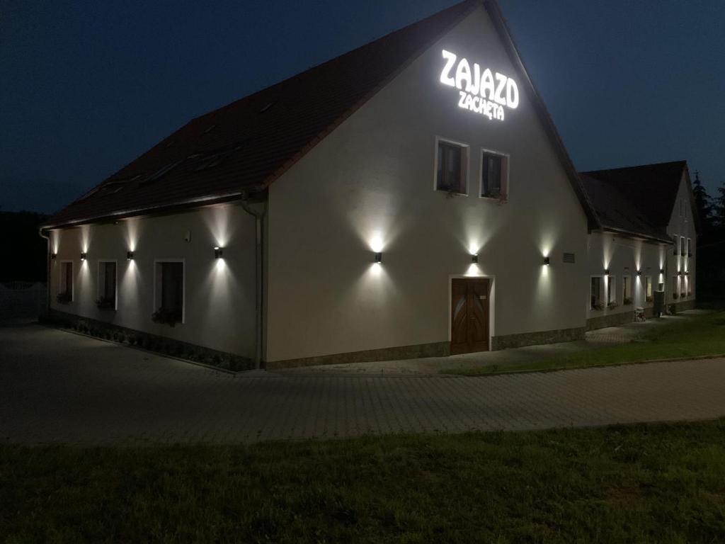 Budova, v ktorej sa hotel nachádza
