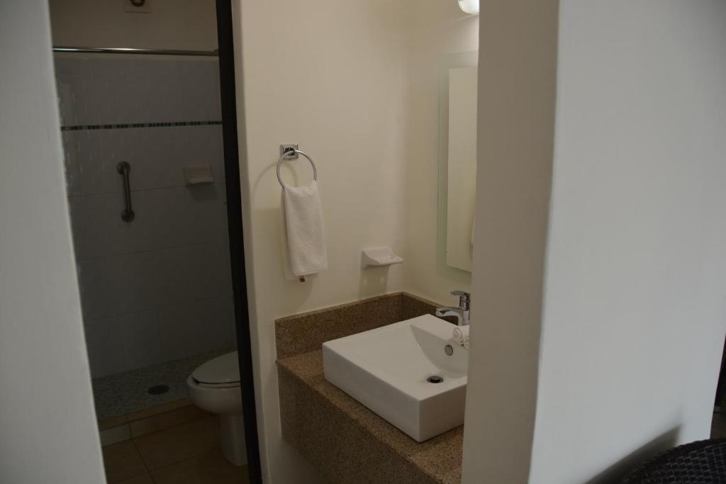 Koupelna v ubytování Zenharmony Suites