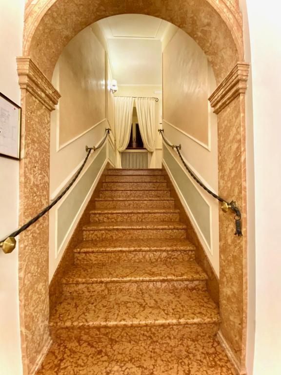 Fotografia z galérie ubytovania Albergo Gardesana v destinácii Torri del Benaco