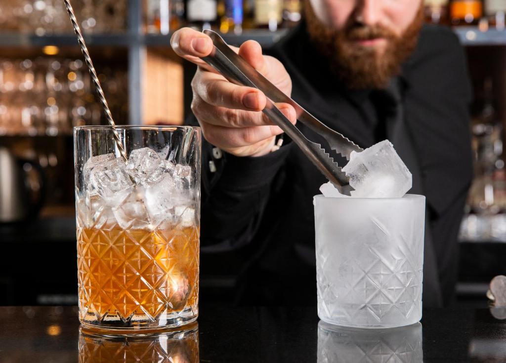 The Spire Hotel - Resim 18