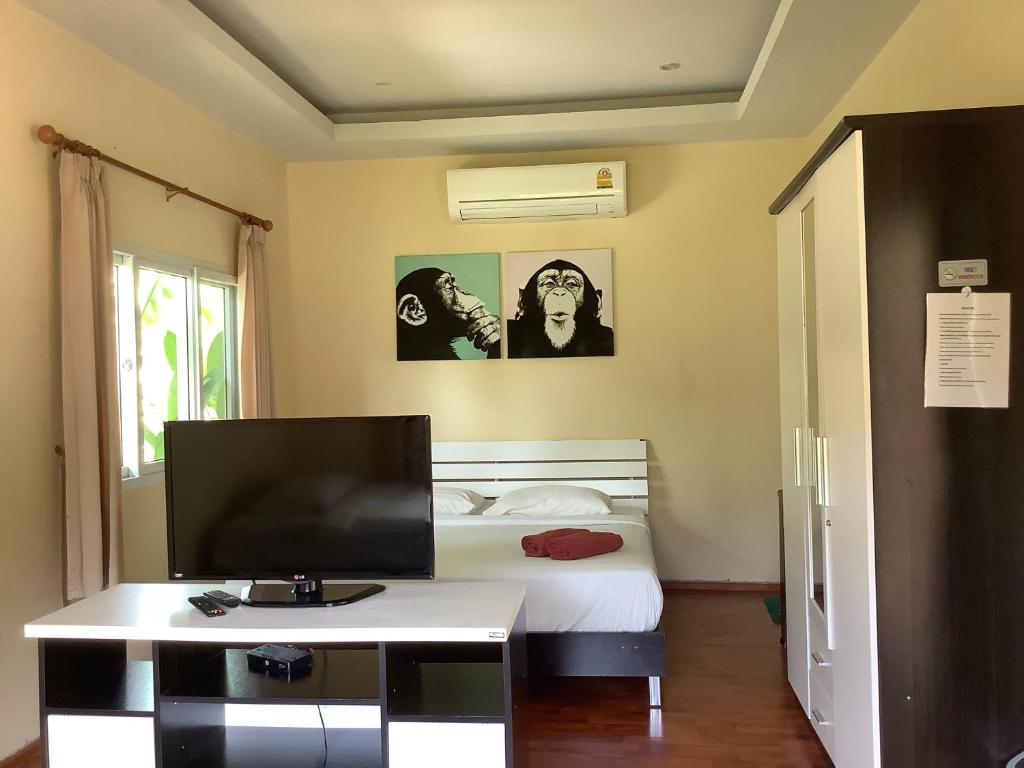 TV/Unterhaltungsangebot in der Unterkunft Khanom Garden Suite