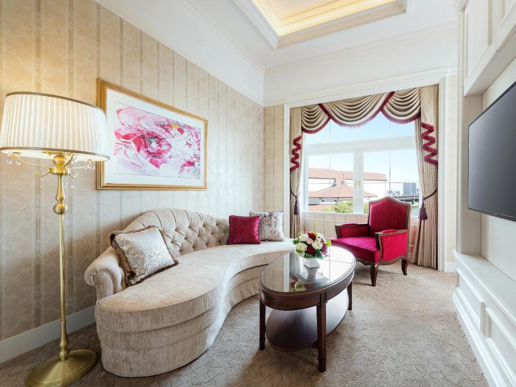 Posezení v ubytování Takarazuka Hotel