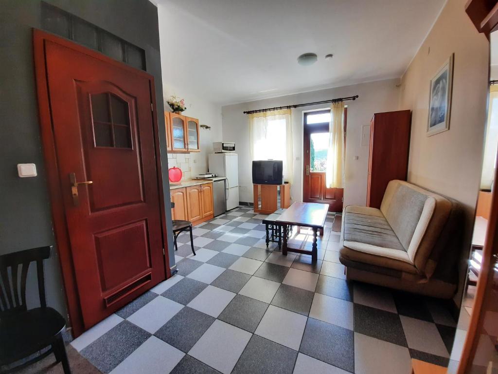 Noclegi w Księgarni - Apartamento - Planta Baja