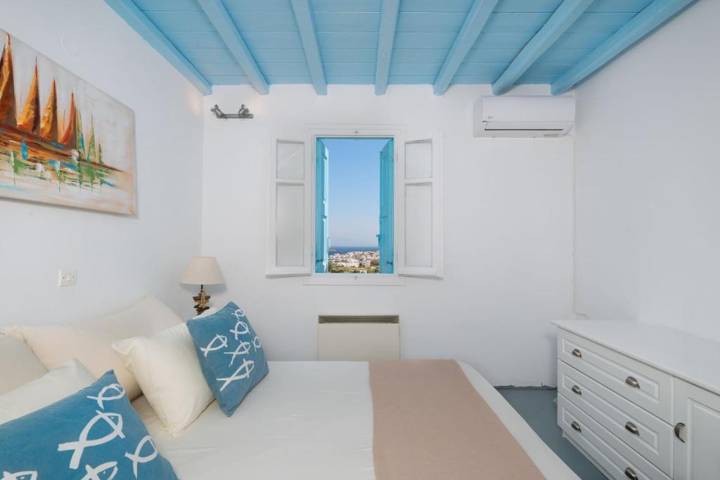 Postel nebo postele na pokoji v ubytování Sea View Villa Serifos Island