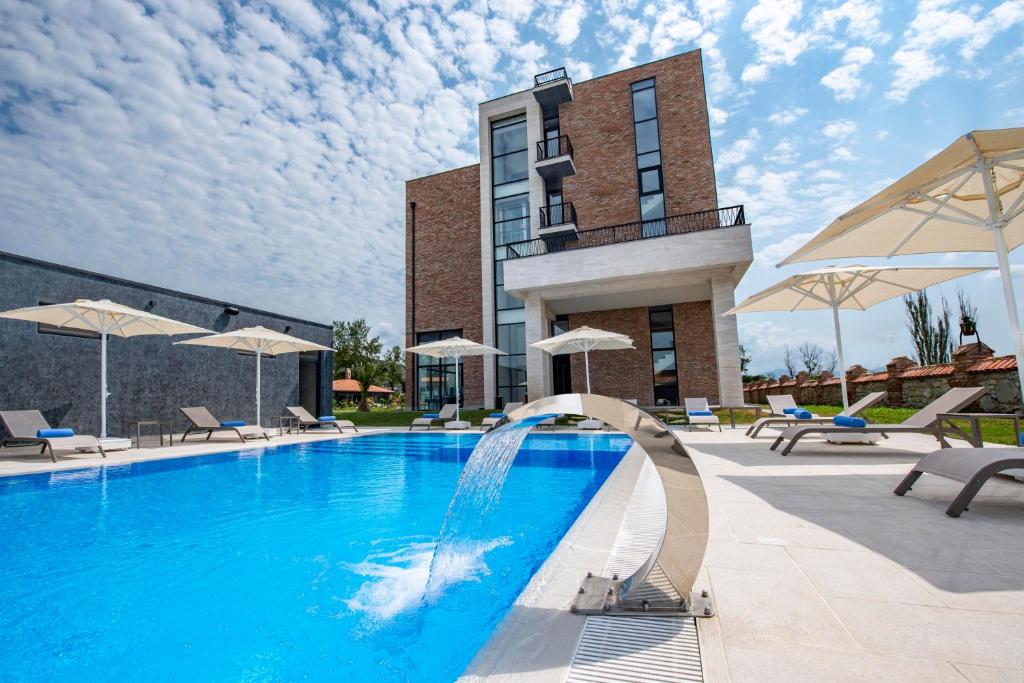 Bazén v ubytování Villa Mosavali nebo v jeho okolí