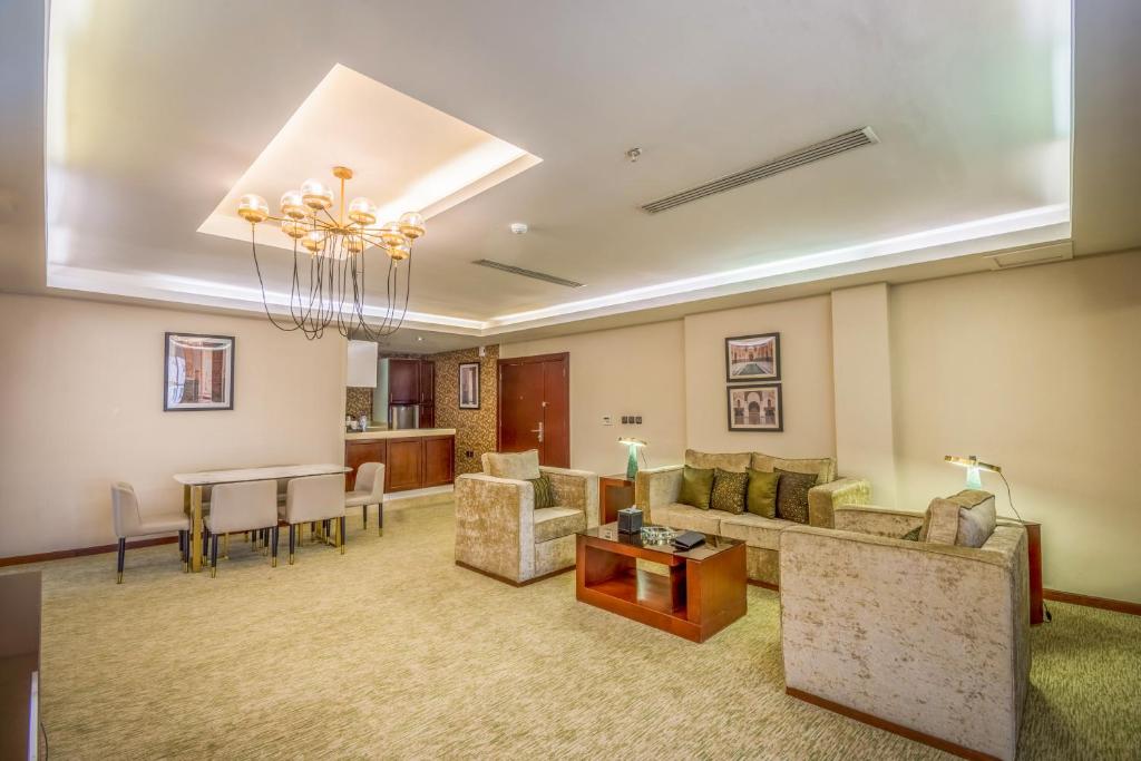 Grand Plaza Hotel - Dhabab Riyadh - Suite De Deux Chambres