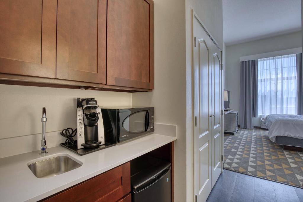 Holiday Inn Hotel & Suites Madison West - Middleton by IHG photo