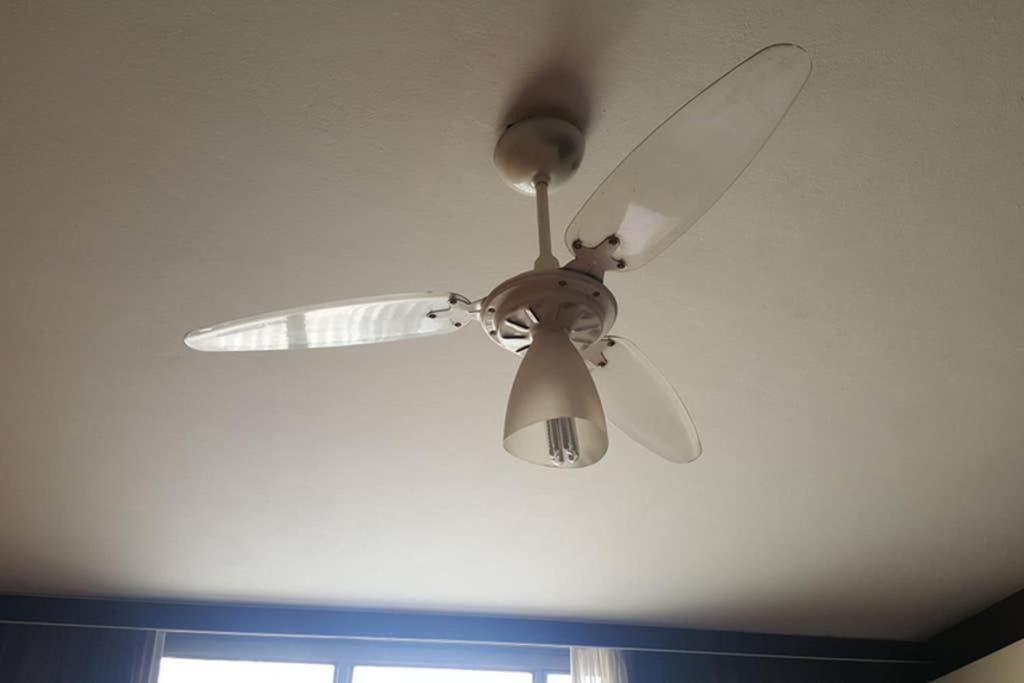  Apt espaçoso iluminado ventilado e bem localizado