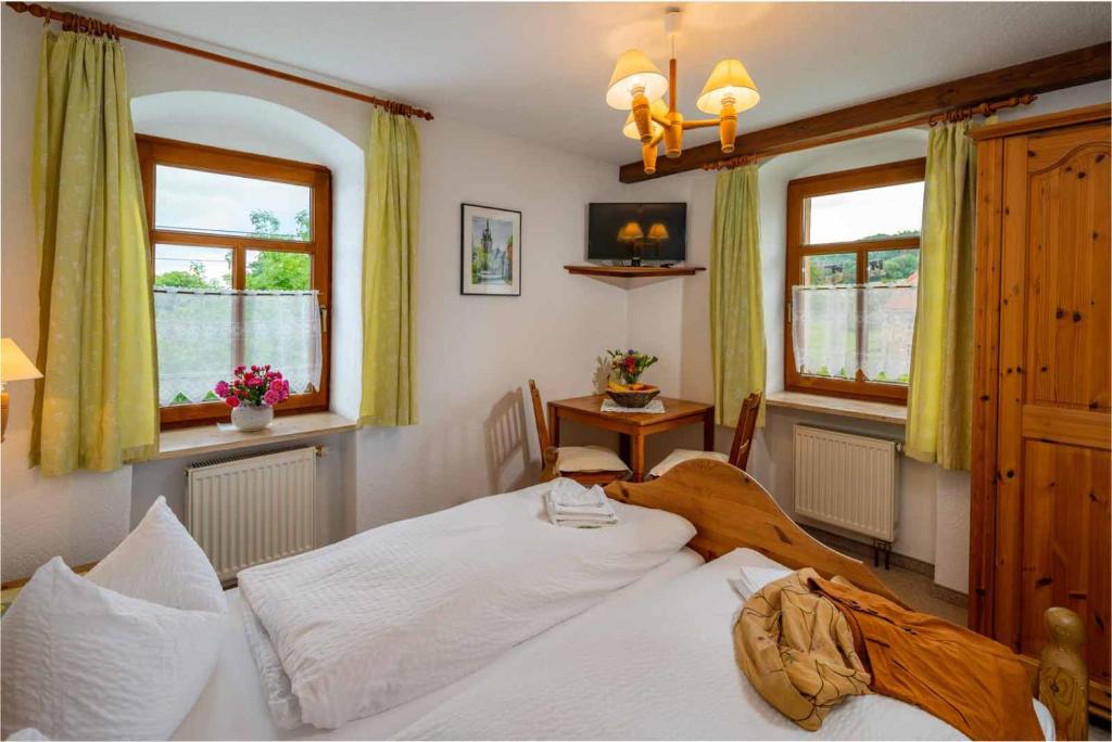 Landhotel Gut Wildberg mit Sauna - 6