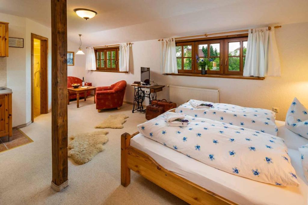 Landhotel Gut Wildberg mit Sauna - 13