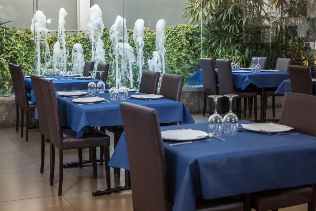 Restaurace v ubytování RVHotels Nautic Park