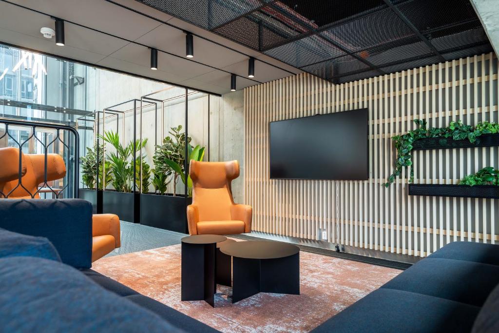 TV a/nebo společenská místnost v ubytování Citybox Tallinn City Center