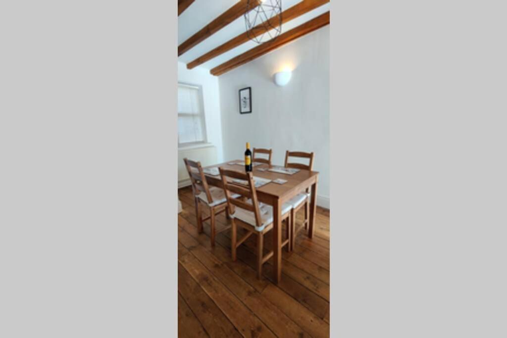 Fotografie z fotogalerie ubytování Bank House v destinaci Lutterworth