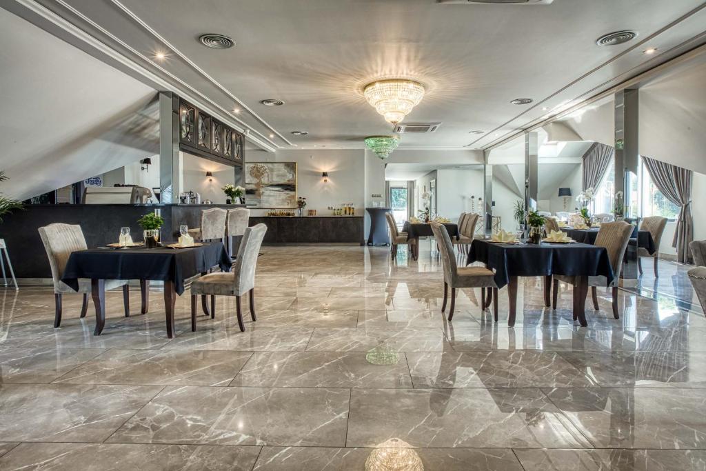 Restaurace v ubytování Hotel Biały Dom