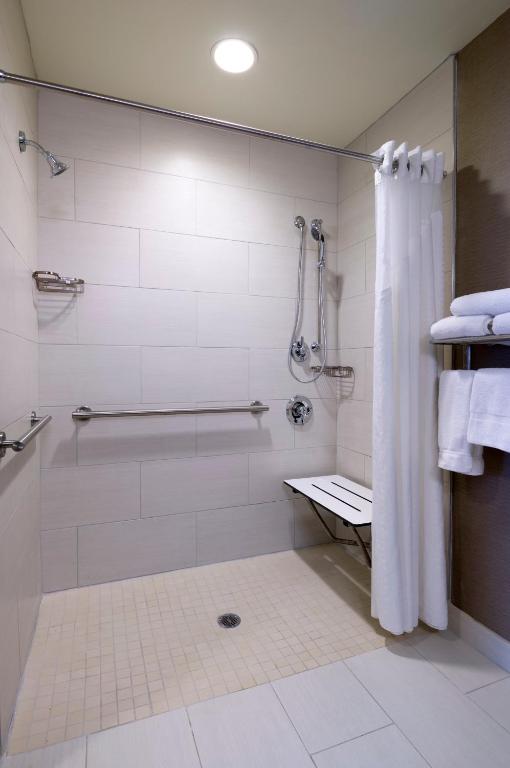 Holiday Inn Express Hotel & Suites King of Prussia, an IHG Hotel - King Room - Mobiliteit Toegang/gehoor Toegankelijk