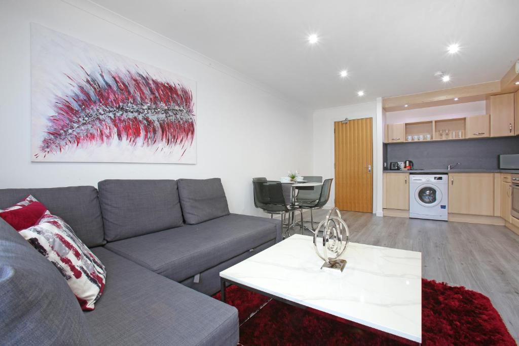 Vkm Apartments - Deluxe Apartment