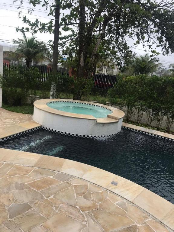  Casa Condomínio Fechado Hanga Roa Bertioga