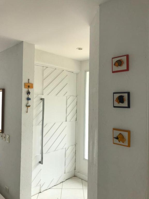  Casa Condomínio Fechado Hanga Roa Bertioga