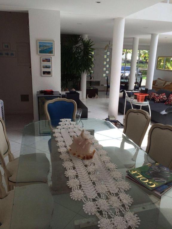  Casa Condomínio Fechado Hanga Roa Bertioga