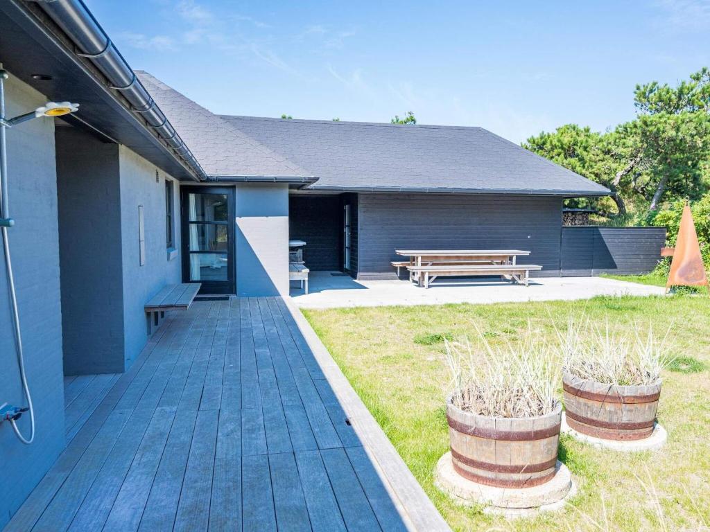 Zahrada ubytování Holiday home Henne XIII