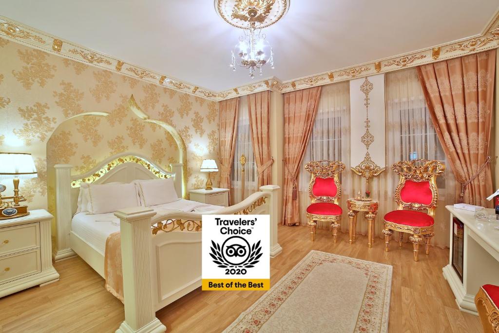 Postel nebo postele na pokoji v ubytování White House Hotel Istanbul