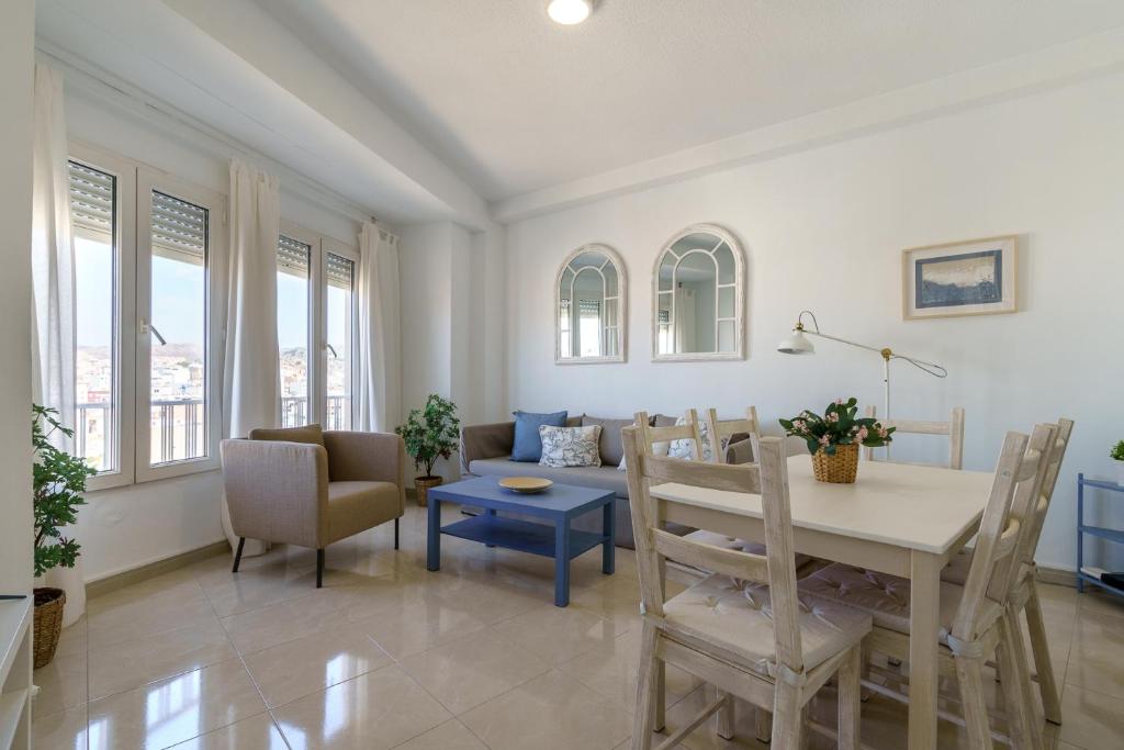 Maisuit apartment Malaga city center, Málaga – Updated 2022 ...