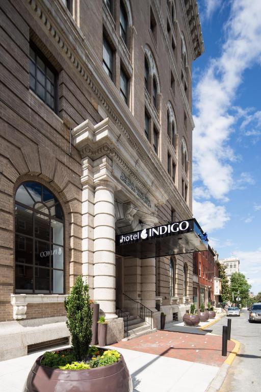 15 Best Hotels in Baltimore