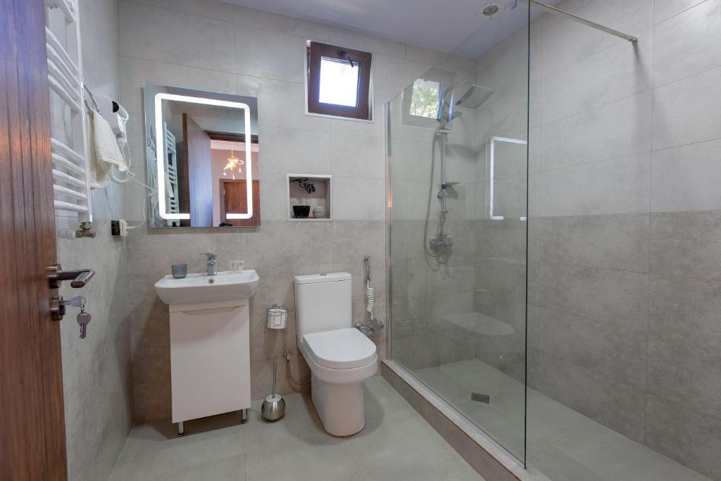 Koupelna v ubytování 4 Rooms