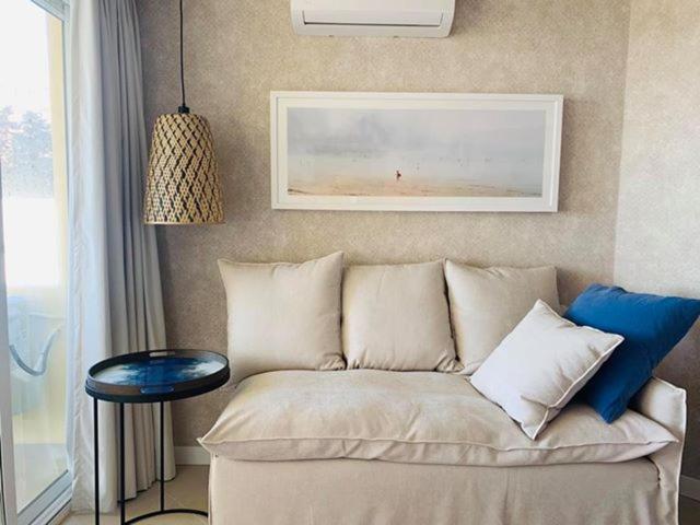 Posteľ alebo postele v izbe v ubytovaní Top Studio on Marbella boulevard