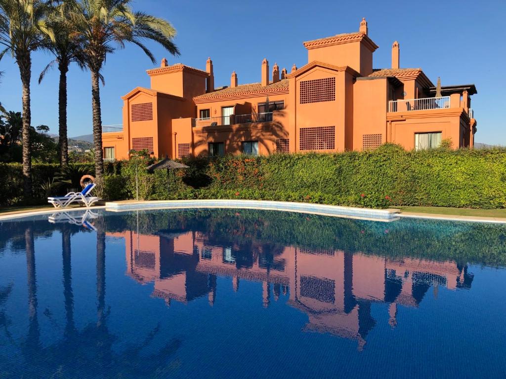 Marbella West Luxury apartment, Estepona – Bijgewerkte ...