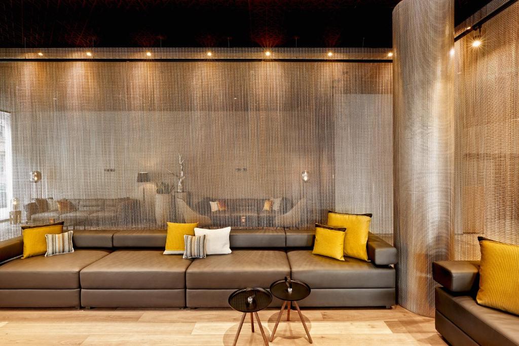 Posezení v ubytování HYPERION Hotel Leipzig