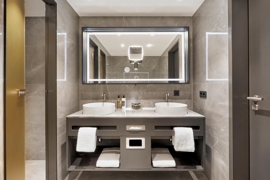 HYPERION Hotel Leipzig - Resim 43