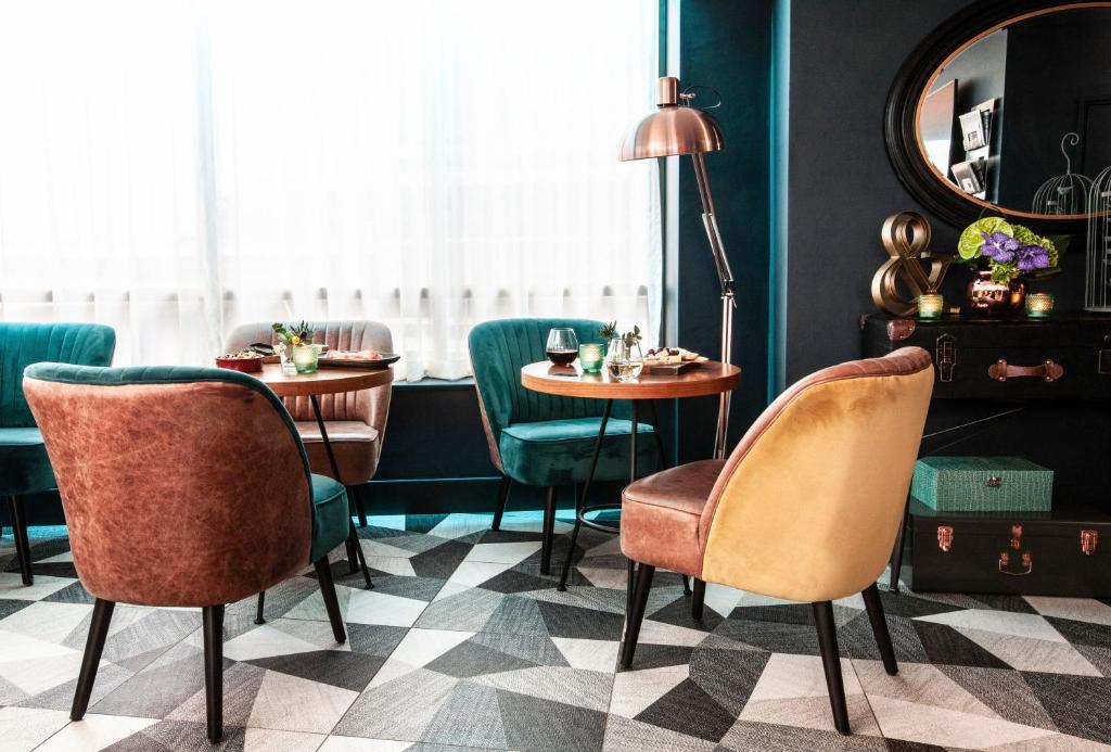 The Address Connolly - Resim 27