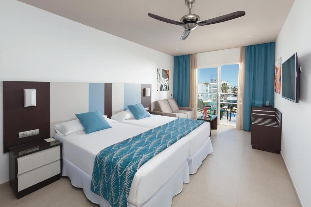 Hotel Riu Costa del Sol - All Inclusive, Torremolinos ...