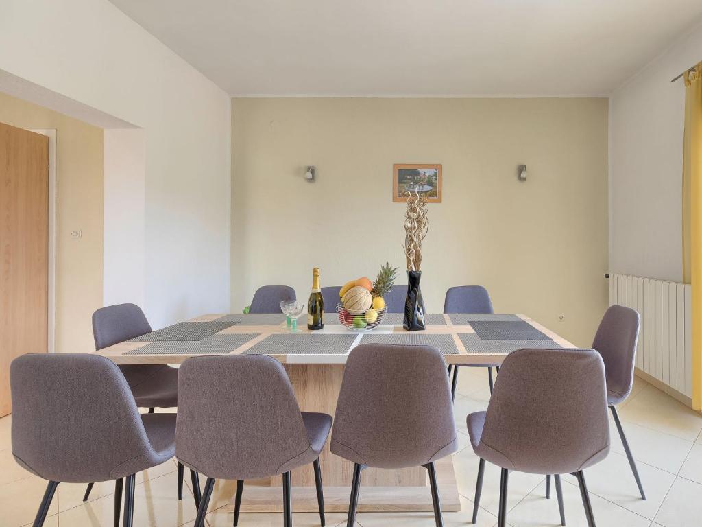 Posezení v ubytování Holiday Home Melian by Interhome