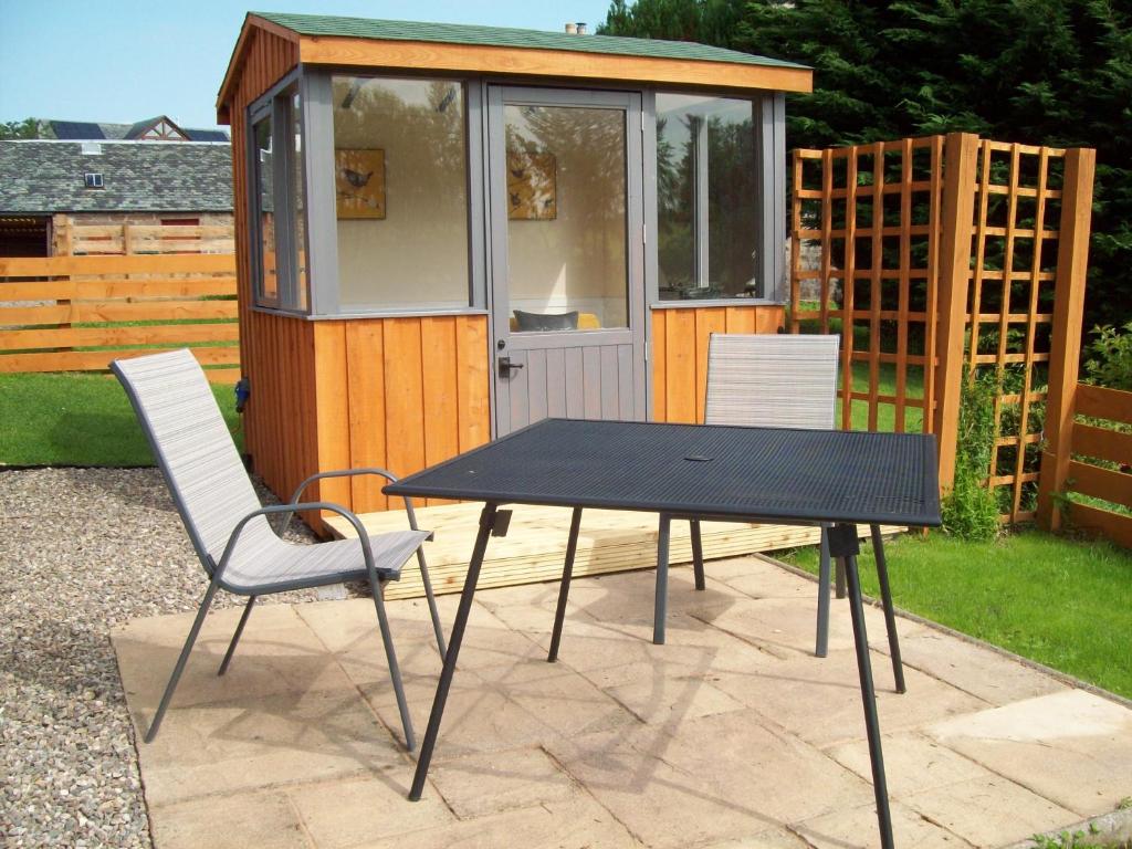 Waterloo Farm Shepherds Hut Glamping with Sun Lounge photo