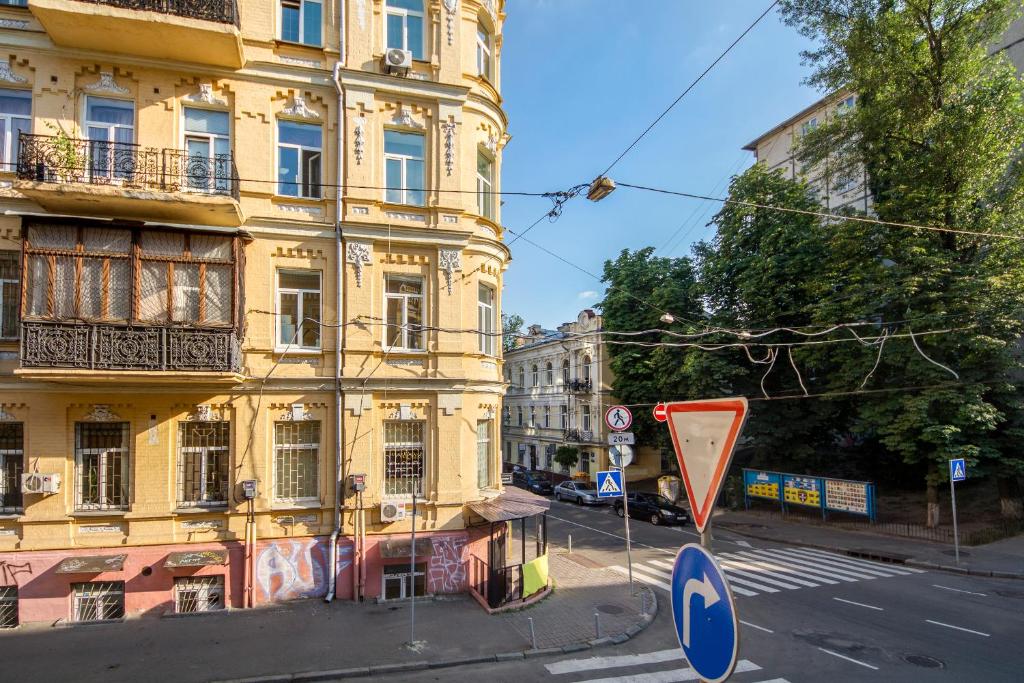 Idea Design Apart-Hotel Maidan фото 6