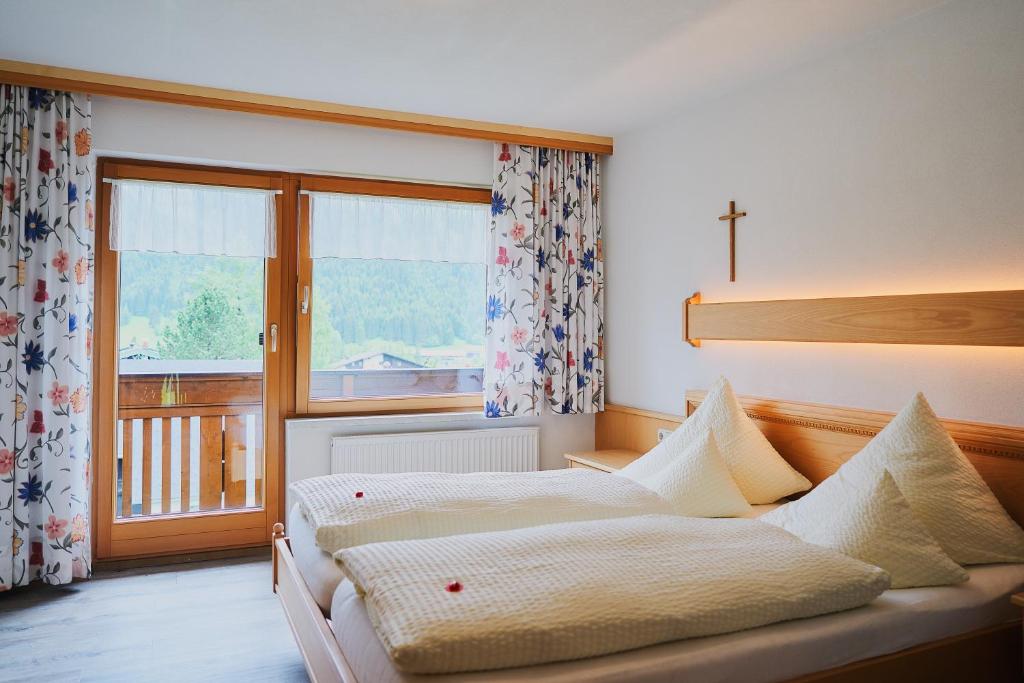 Voodi või voodid majutusasutuse Haus Zitt toas
