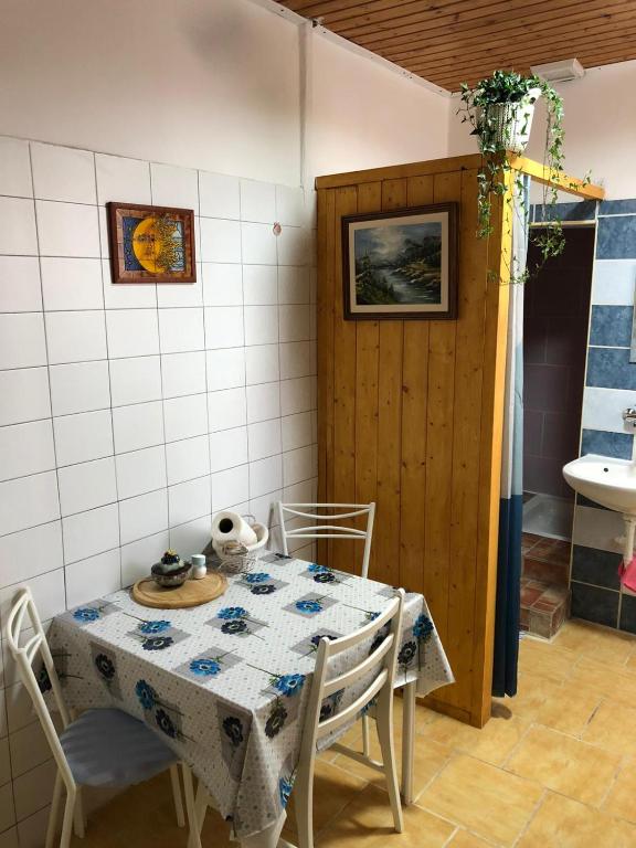 Zdjęcie z galerii obiektu City Camping& Apartman &Bungalow w Győr