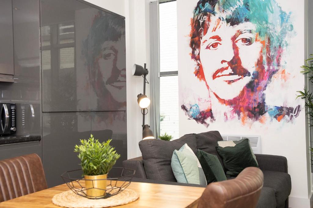 SGT Peppers Mathew Street Apartments By Happy Days - One-Bedroom Apartment