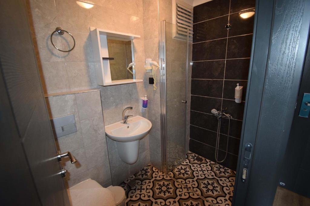 ASLAN CITY HOTEL