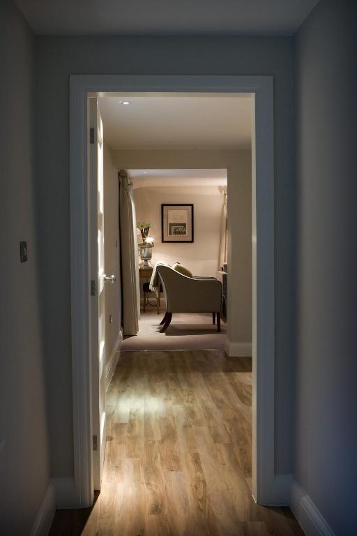 Castle Hotel & Apartments - La Remise