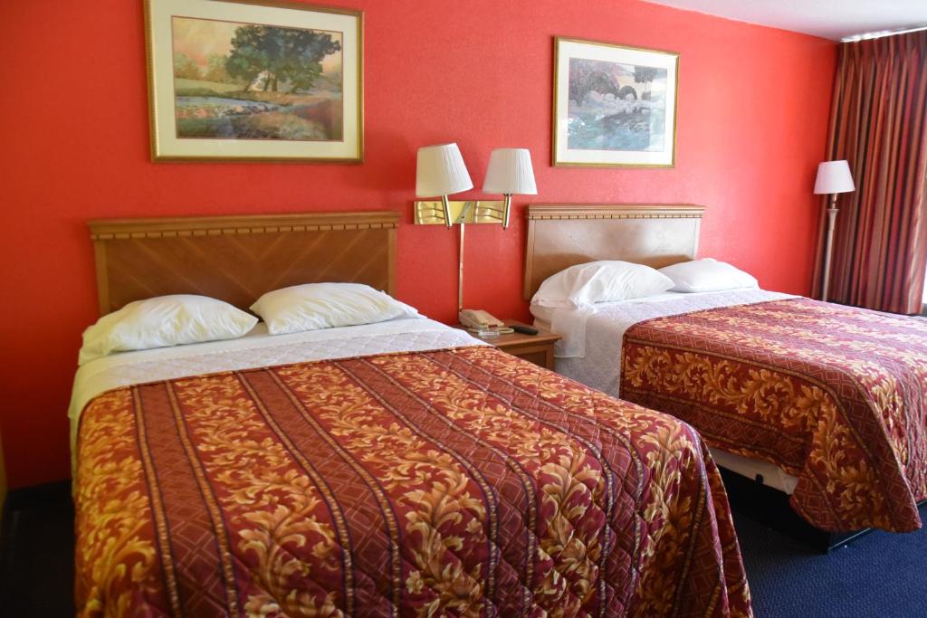 Homeplace Inn - Zimmer Mit 2 Queensize-Betten - Rauchen
